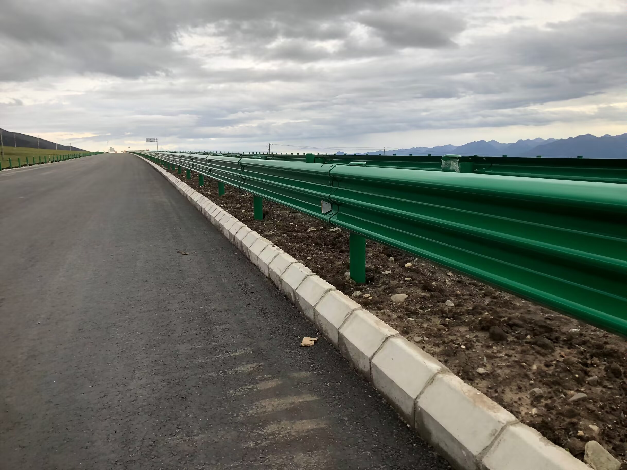 北仑区乡村公路波形护栏双波波形护栏 - 推荐